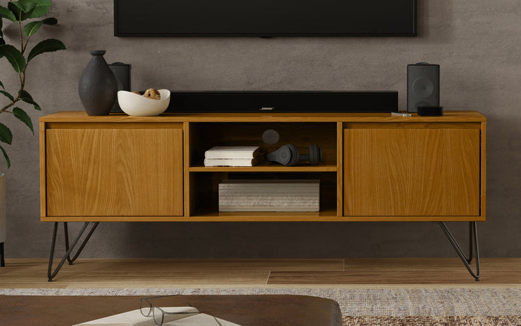 Oak Oak | Hunter TV Media Stand in Oak