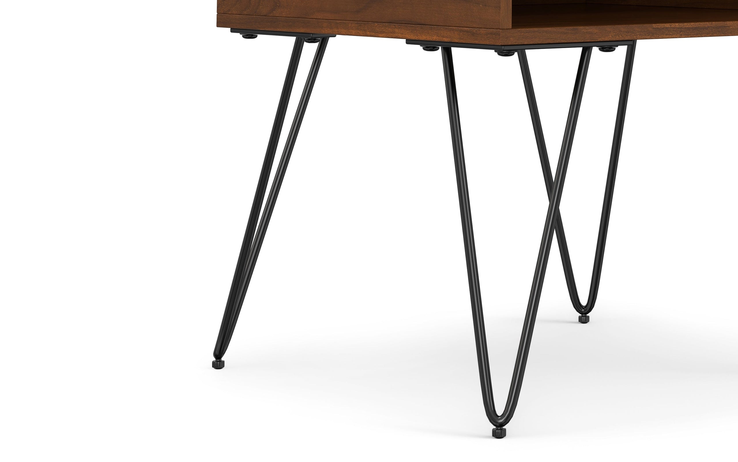 Walnut Walnut | Hunter End Table in Walnut