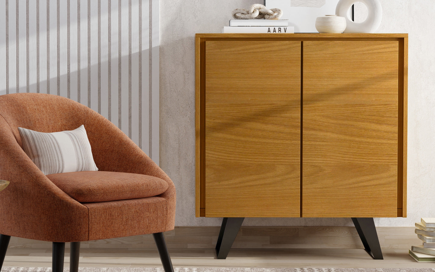 Lowry Medium Storage Cabinet in Oak