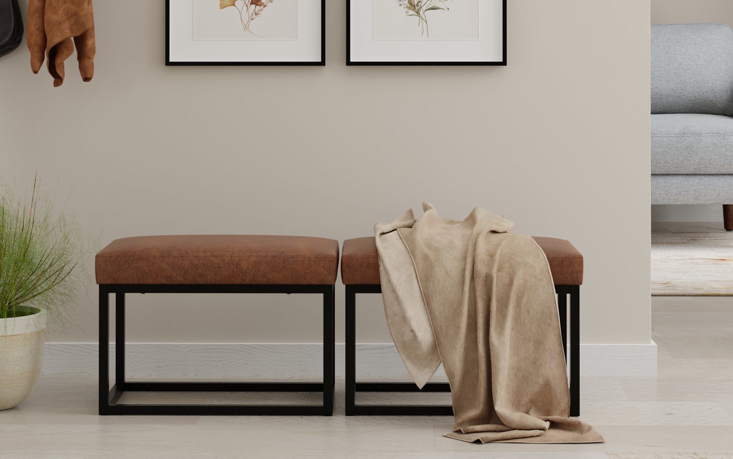 Distressed Saddle Brown | Reynolds Small Bench