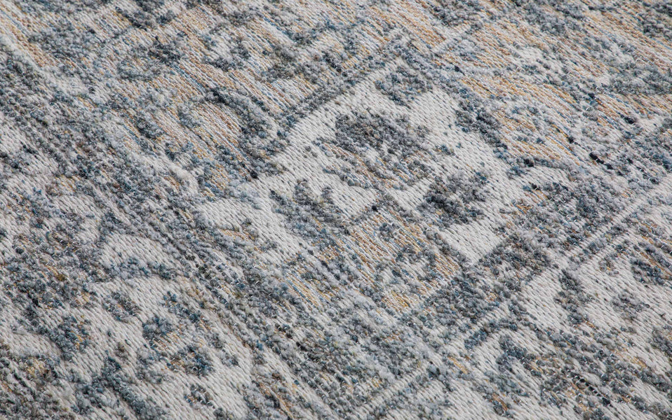 Belton 8 x 10 Area Rug