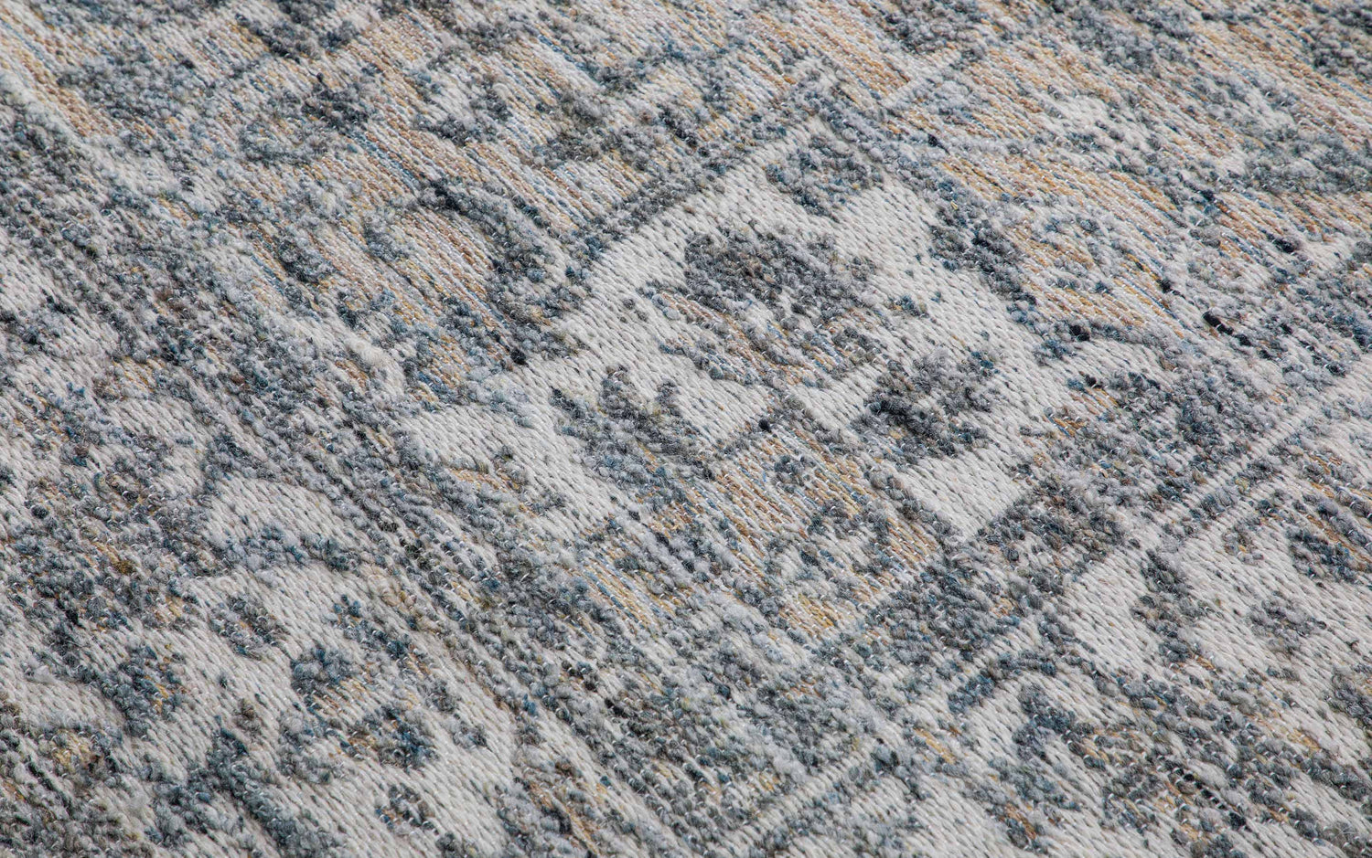 Belton 8 x 10 Area Rug