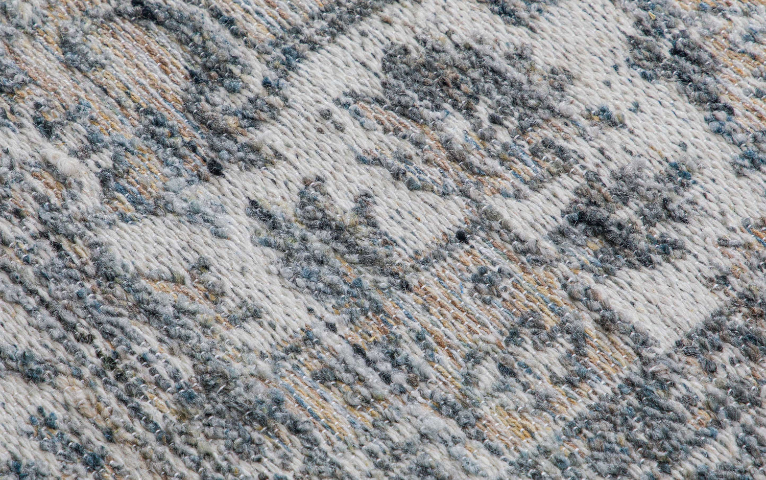 Belton 8 x 10 Area Rug